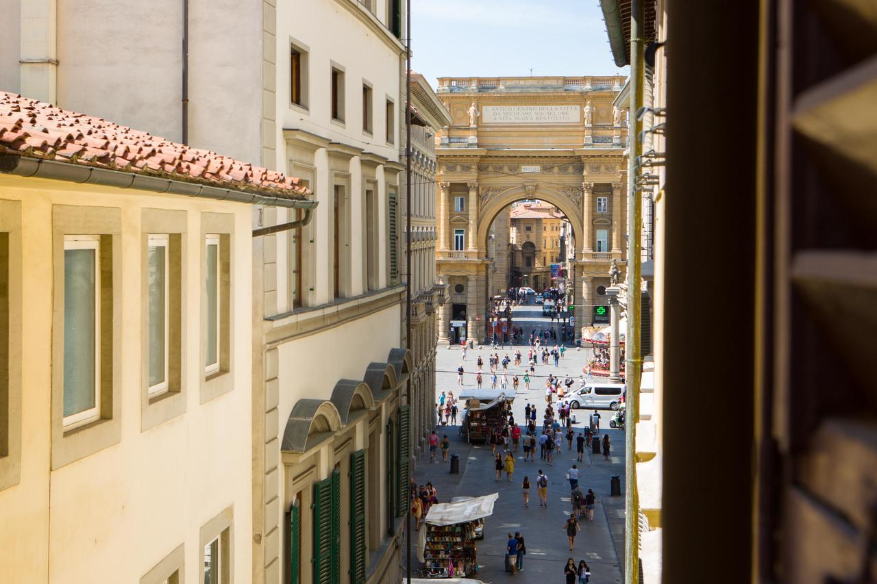 Typical Florentine Apartment Florenţa Exterior foto